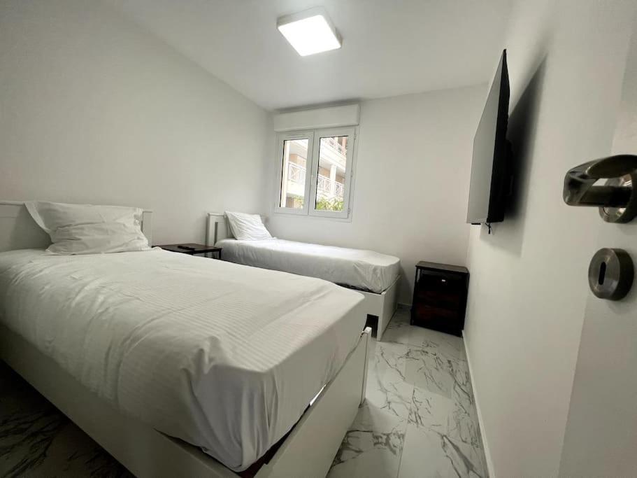 Port Azur Apartment Vallauris Exterior photo